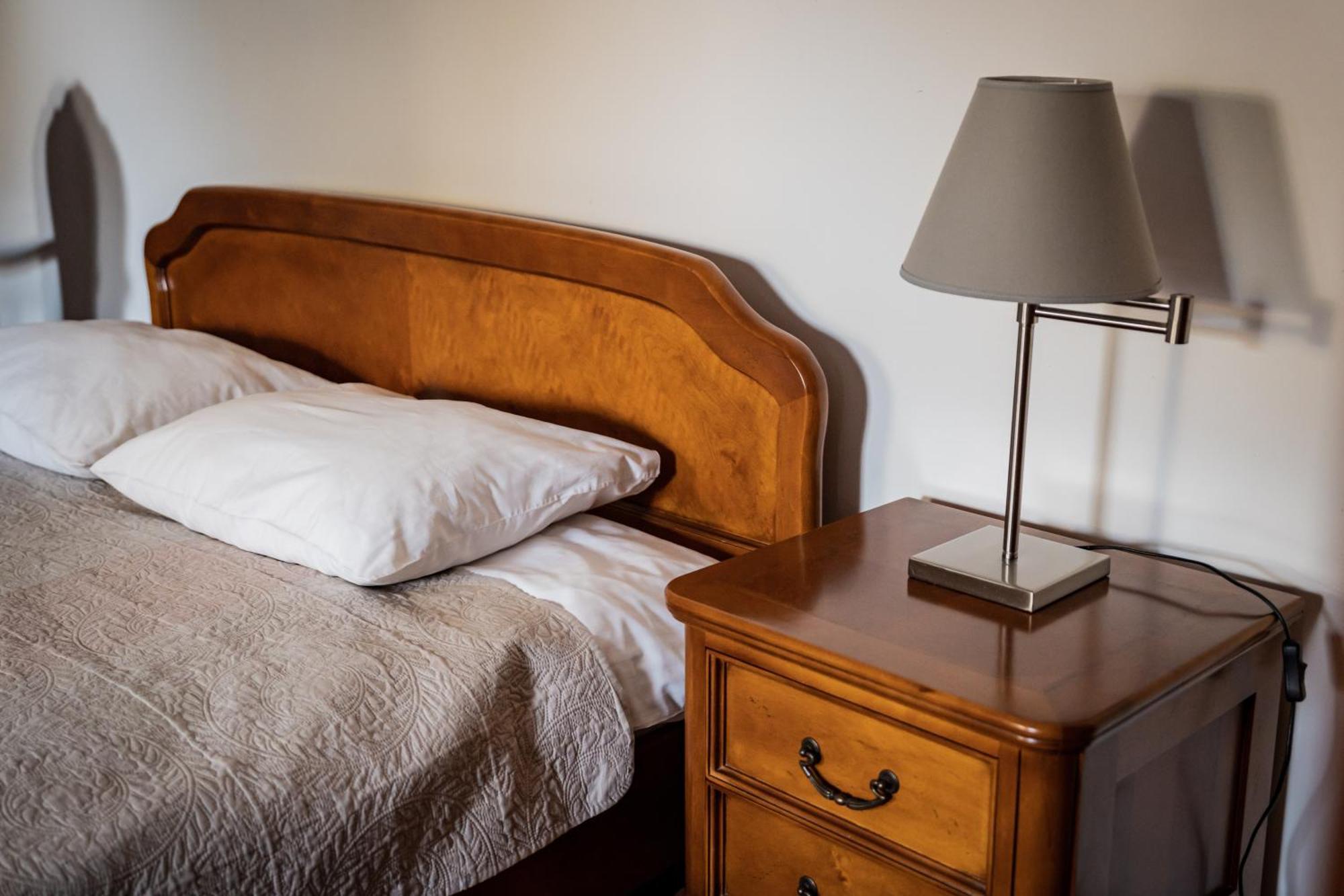 Hotel Przy Dworze Lesna Podlaska ภายนอก รูปภาพ
